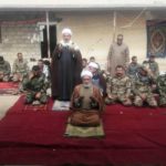 بالصور .. وفد مبلغي لجنة الإرشاد والتعبئة يتفقد قوات الحشد الشعبي في سامراء، وينقل سلام ودعاء المرجعية، ويقلد المرابطين وشاح أمير المؤمنين (ع) بعد تصديهم البطولي لتعرض لـ “داعش” في سور شناس