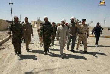 لجنة الإرشاد تزور عمليات دجله وتتفقد قوة من الحشد الشعبي “فوج البصرة” في مدينة سامراء وتبلغهم سلام ودعاء المرجعية وتقلد المرابطين الأبطال وشاح أمير المؤمنين (ع) لدورهم الهام في توفير الامن للمدينة المقدسة وأهلها وزائريها الكرام