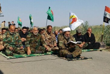 معتمد المرجعية الدينية المبلغ في لجنة الارشاد والأبطال من الأجهزة الأمنية وقوات الحشد الشعبي المرابطين في ضواحي مدينة بلد يحيون زيارة الأربعين  