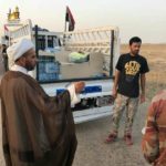 بإشراف لجنة الإرشاد والتعبئة .. قافلة الدعم اللوجستي لمسجد آل ياسين (عليهم السلام) في الكاظمية توزع المواد الغذائية على أبطال الحشد الشعبي في منطقة الدور وضواحي سامراء، وتنقل سلام ووصايا المرجعية للمقاتلين الابطال